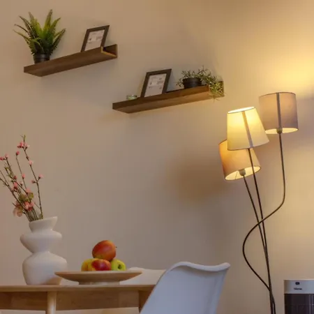 Apartamento Cozy In Near Wenceslas Sq Praga