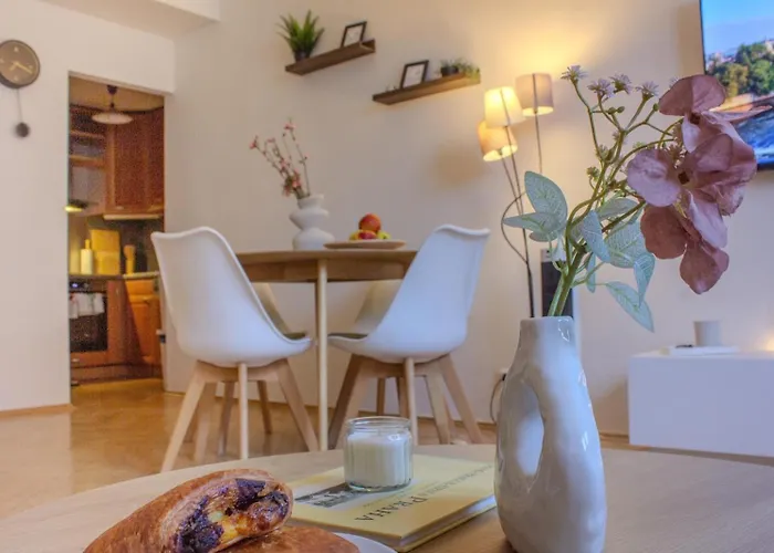 Apartament Cozy In Near Wenceslas Sq Praga